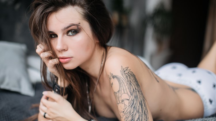 Blodvy suicide naked